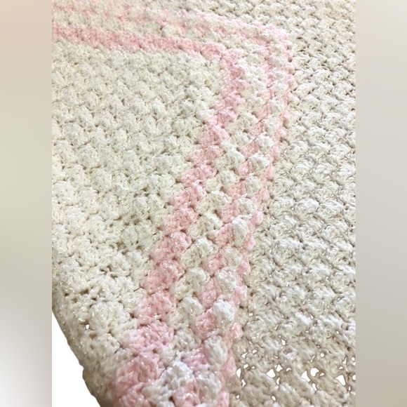 Vintage Pink White Afghan Blanket Throw 36" x 36" Baby Afghan Handmade - Picture 5 of 5